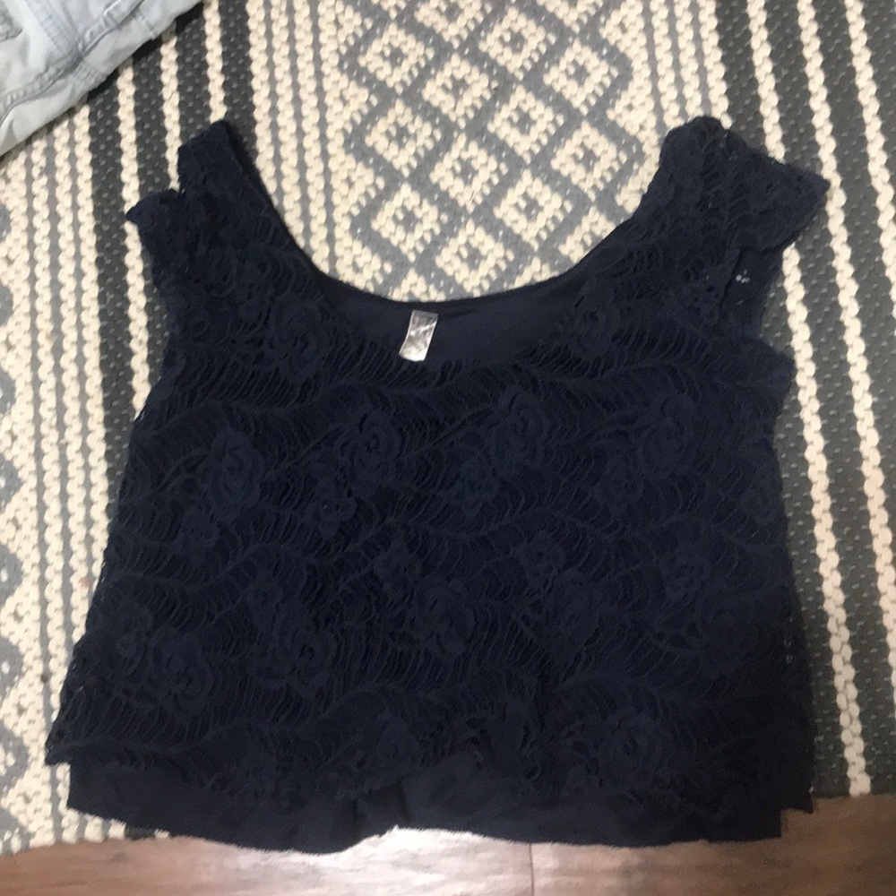 Crop top